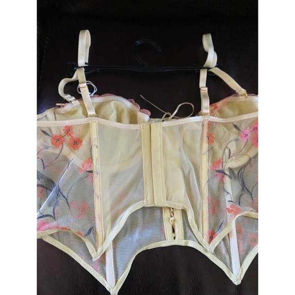 Out From Under Floral Yellow Semi Sheer Mesh Embroidered Coquette Bustier L - Picture 3 of 14